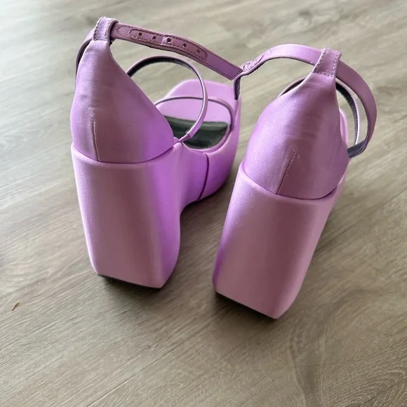 Versace platform sandals - Picture 2 of 4